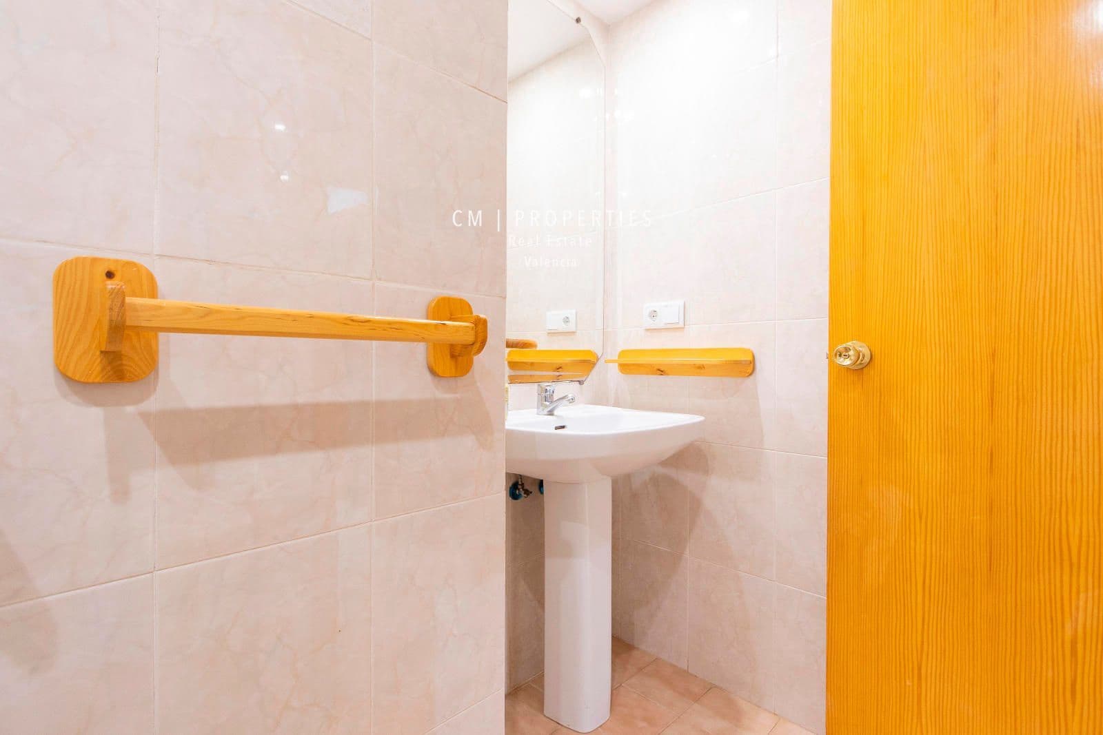 3 slaapkamer Flat te huur in Alboraya / Alboraia met zwembad - € 2.500 (Ref: 8534753)