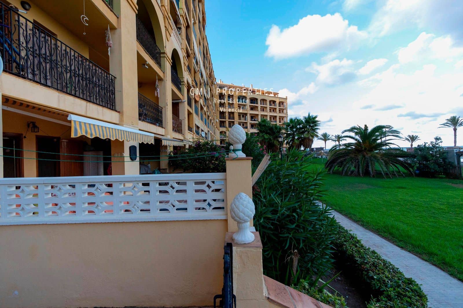 3 slaapkamer Flat te huur in Alboraya / Alboraia met zwembad - € 2.500 (Ref: 8534753)