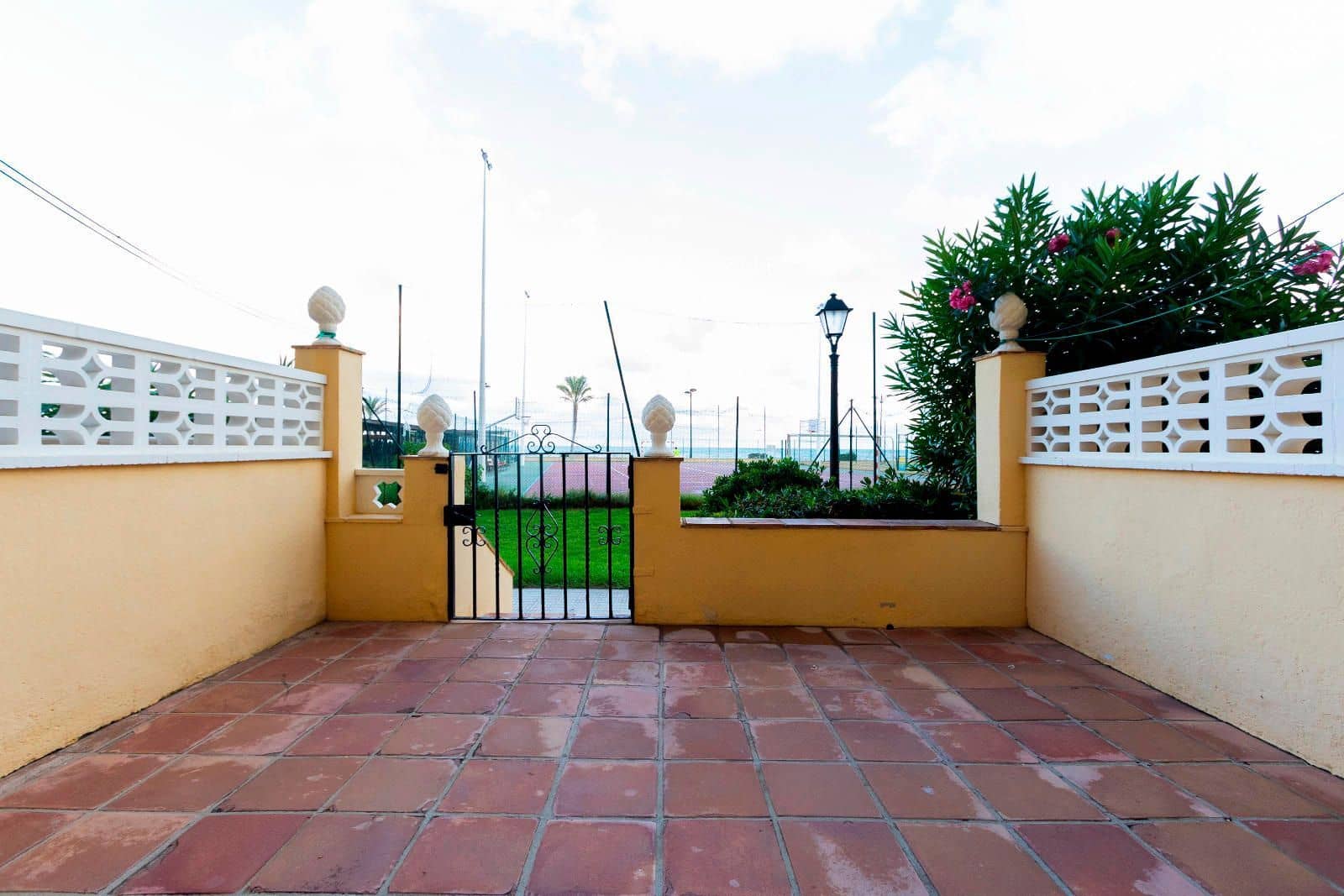 3 slaapkamer Flat te huur in Alboraya / Alboraia met zwembad - € 2.500 (Ref: 8534753)