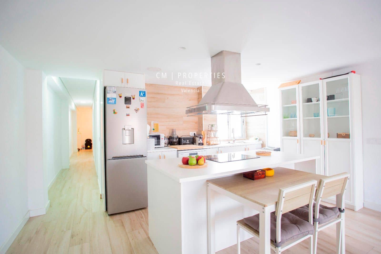 Piso de 3 habitaciones en València ciudad en alquiler - 1.350 € (Ref: 8535969)
