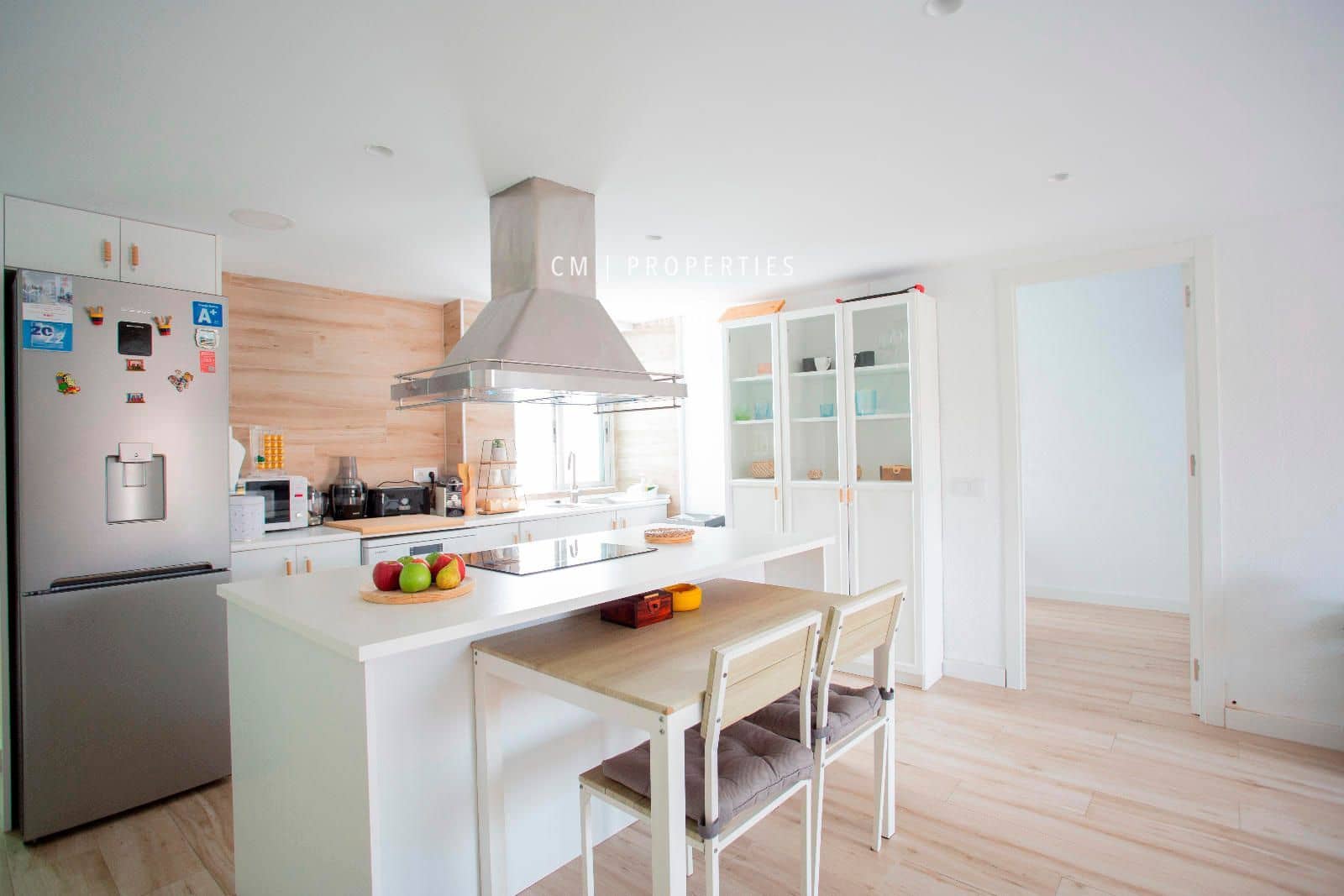 Piso de 3 habitaciones en València ciudad en alquiler - 1.350 € (Ref: 8535969)