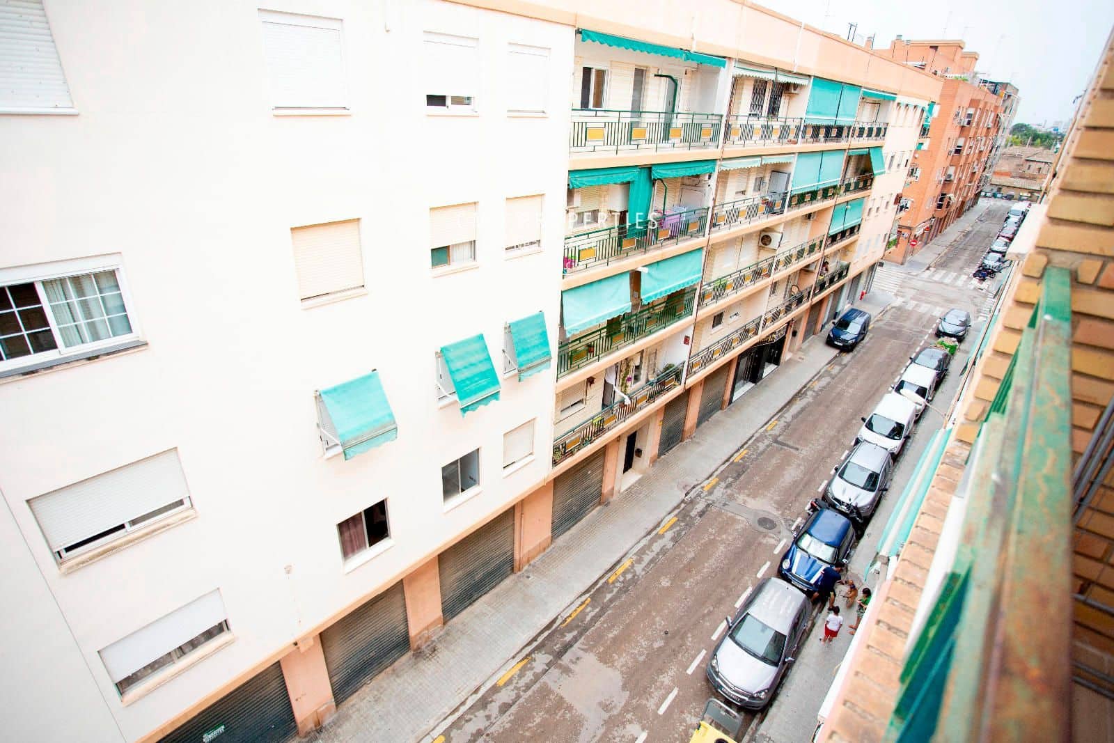 Piso de 3 habitaciones en València ciudad en alquiler - 1.350 € (Ref: 8535969)