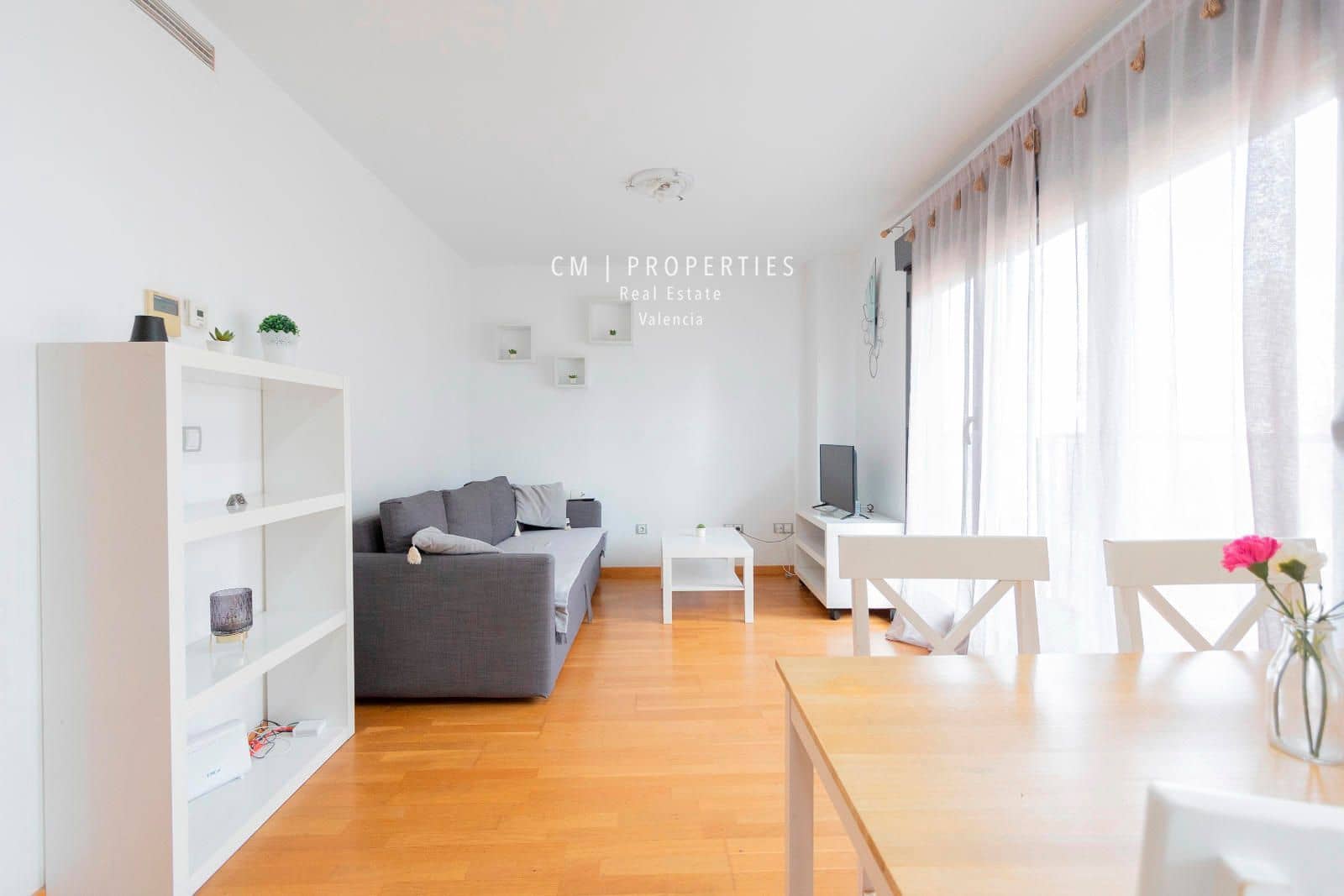 1 soverom Leilighet til leie i Valencia by med svømmebasseng garasje - € 1 400 (Ref: 8541539)