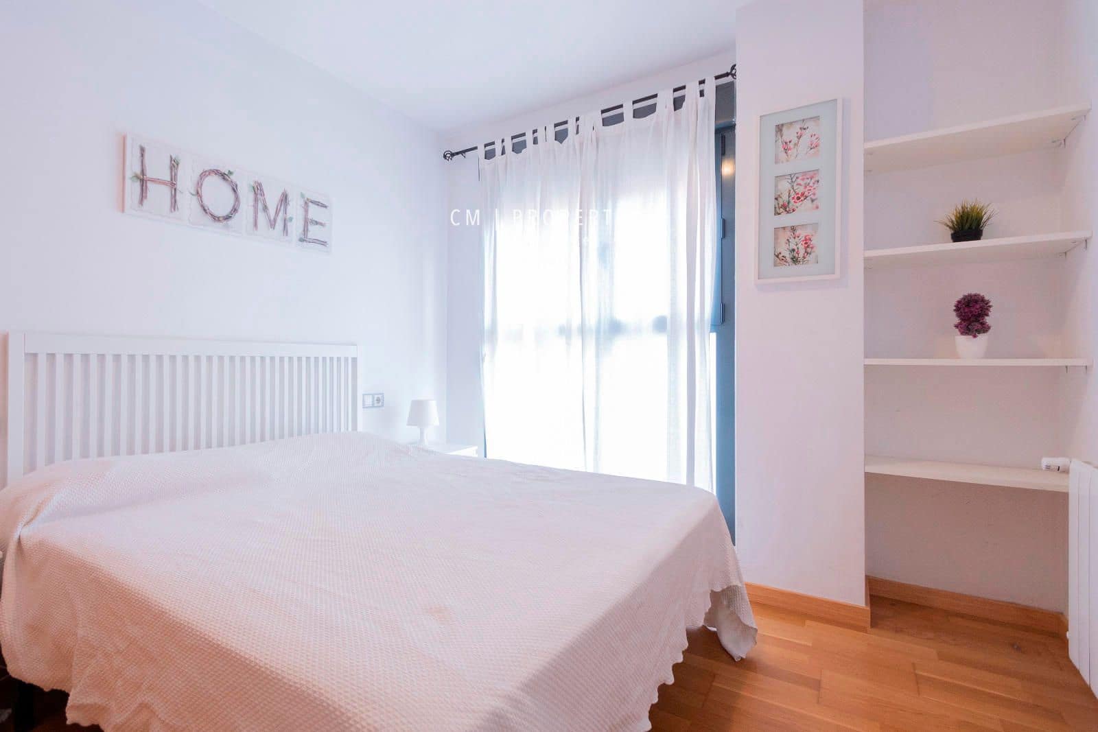 1 soverom Leilighet til leie i Valencia by med svømmebasseng garasje - € 1 400 (Ref: 8541539)