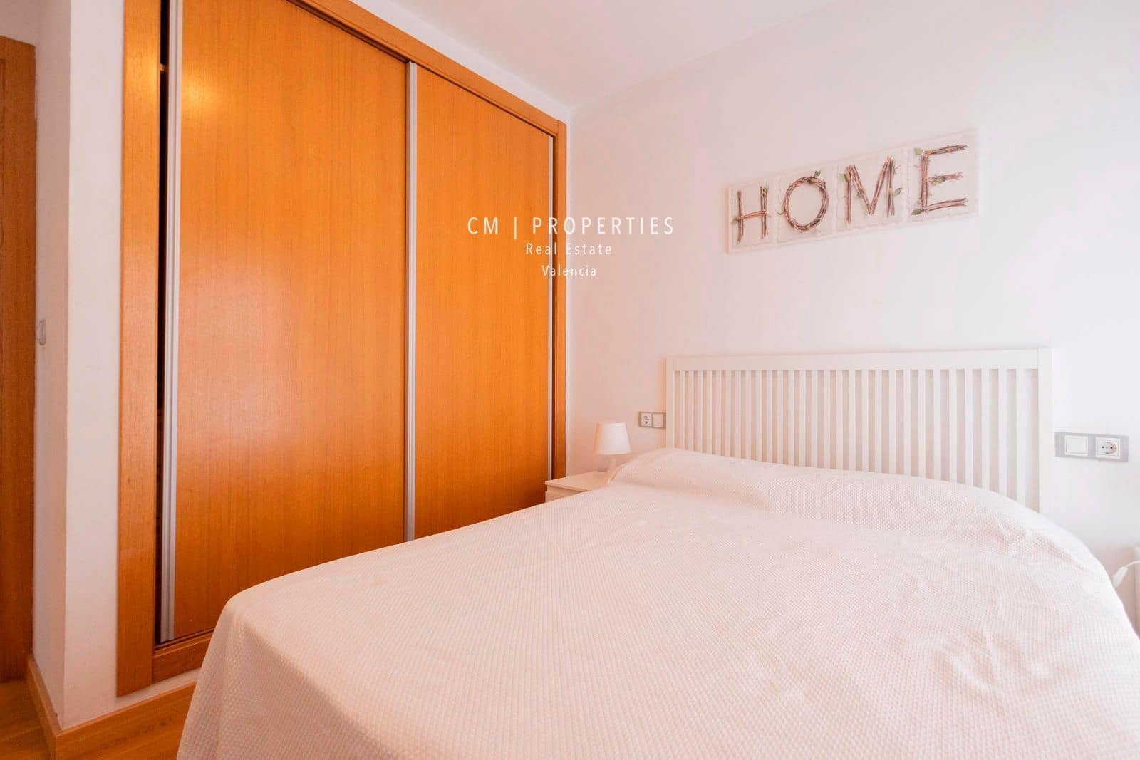 1 soverom Leilighet til leie i Valencia by med svømmebasseng garasje - € 1 400 (Ref: 8541539)