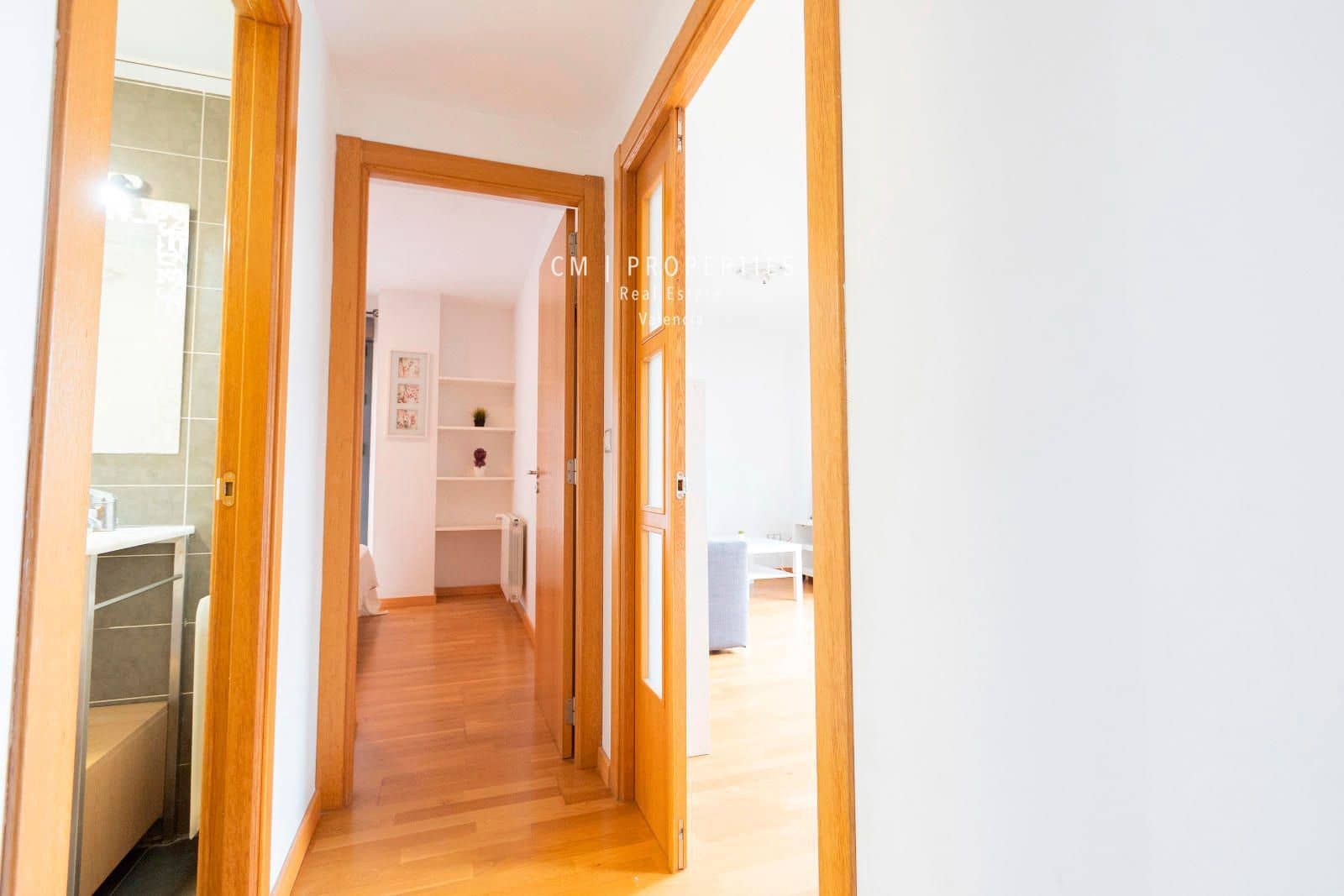 1 soverom Leilighet til leie i Valencia by med svømmebasseng garasje - € 1 400 (Ref: 8541539)
