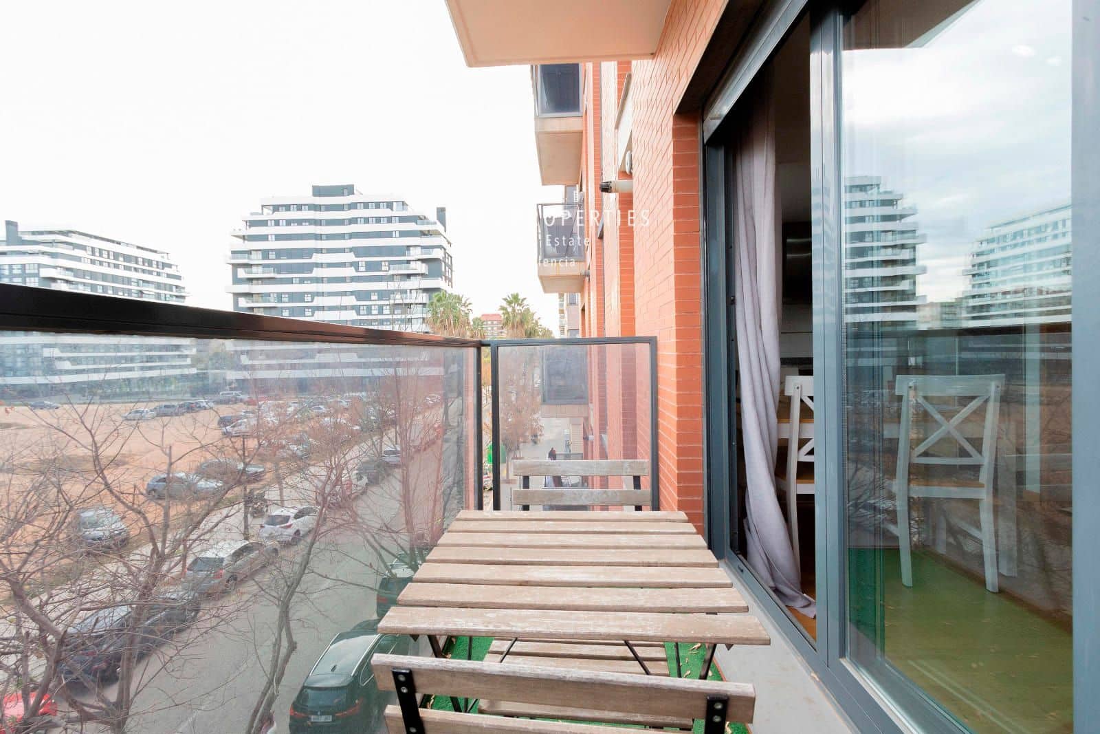 1 soverom Leilighet til leie i Valencia by med svømmebasseng garasje - € 1 400 (Ref: 8541539)