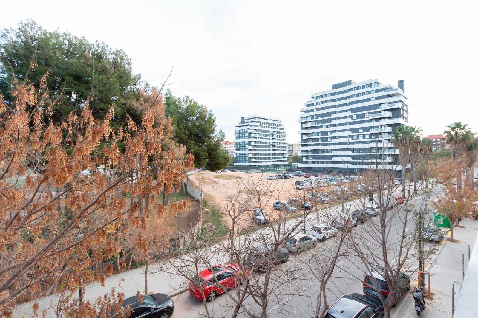 1 soverom Leilighet til leie i Valencia by med svømmebasseng garasje - € 1 400 (Ref: 8541539)