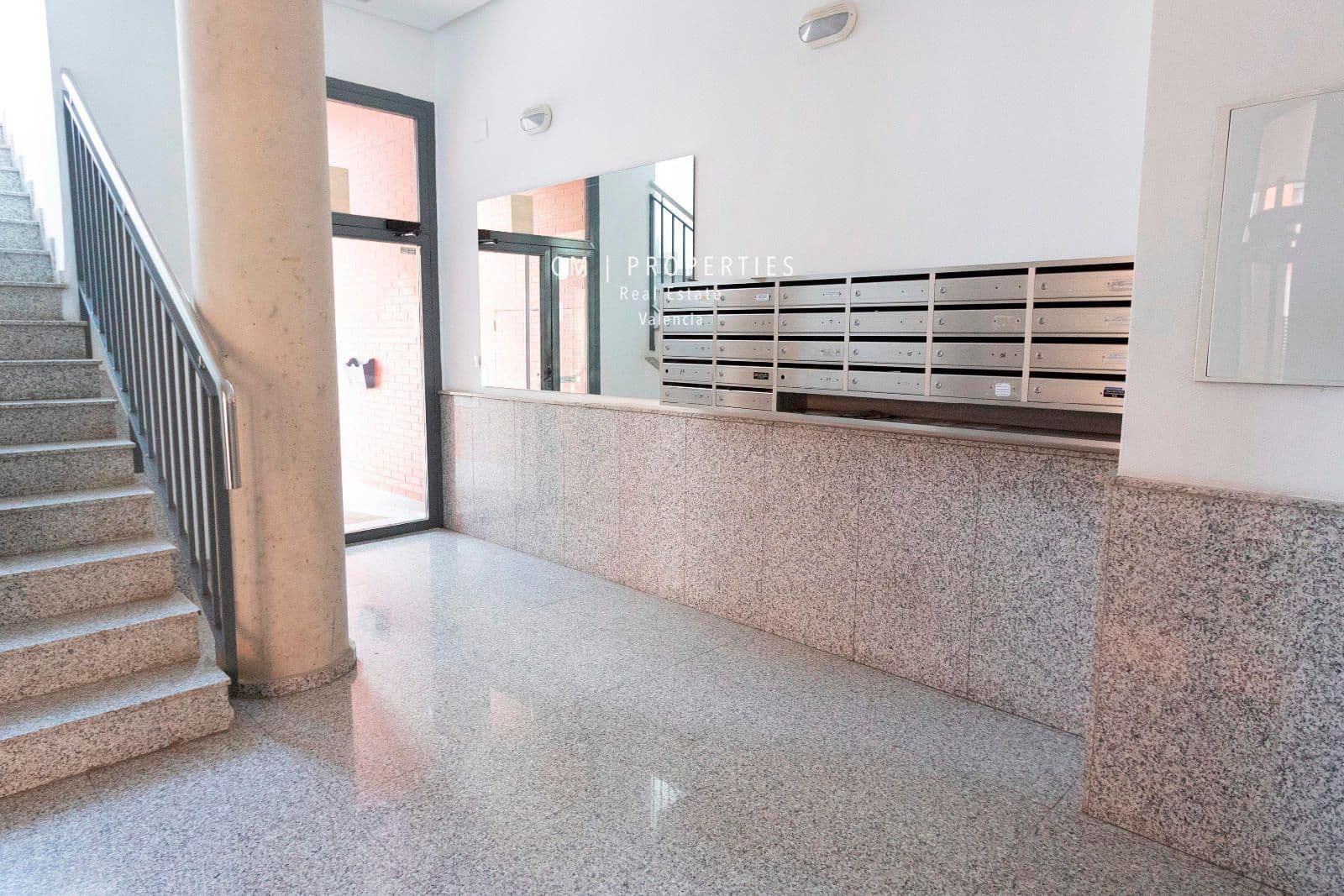 1 soverom Leilighet til leie i Valencia by med svømmebasseng garasje - € 1 400 (Ref: 8541539)