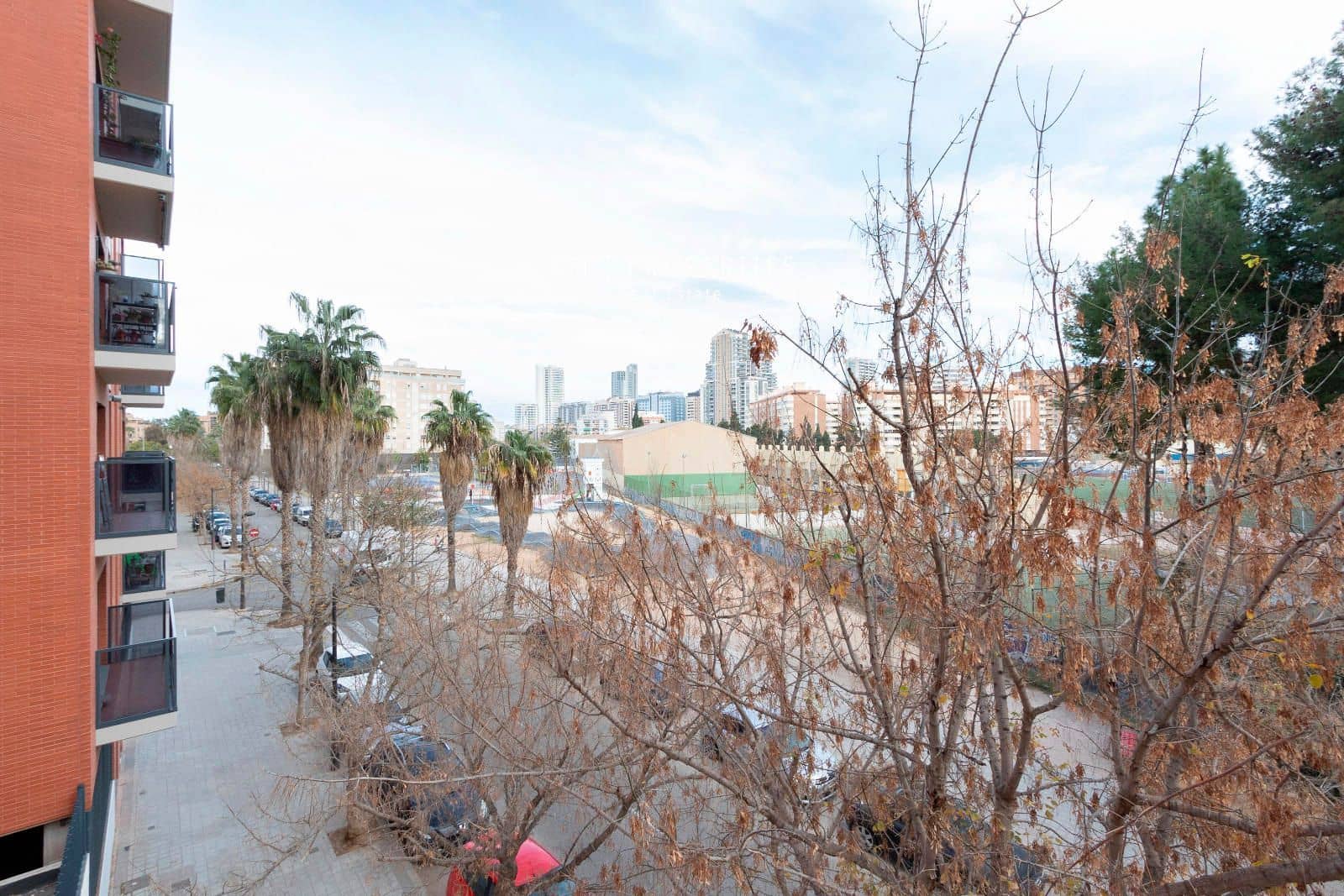 1 soverom Leilighet til leie i Valencia by med svømmebasseng garasje - € 1 400 (Ref: 8541539)