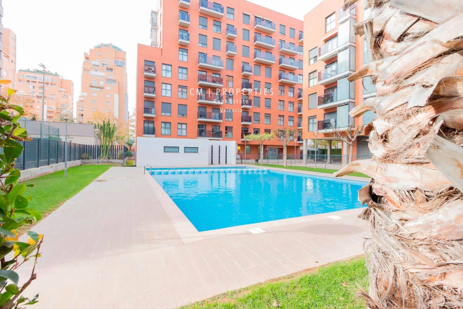 1 soverom Leilighet til leie i Valencia by med svømmebasseng garasje - € 1 400 (Ref: 8541539)