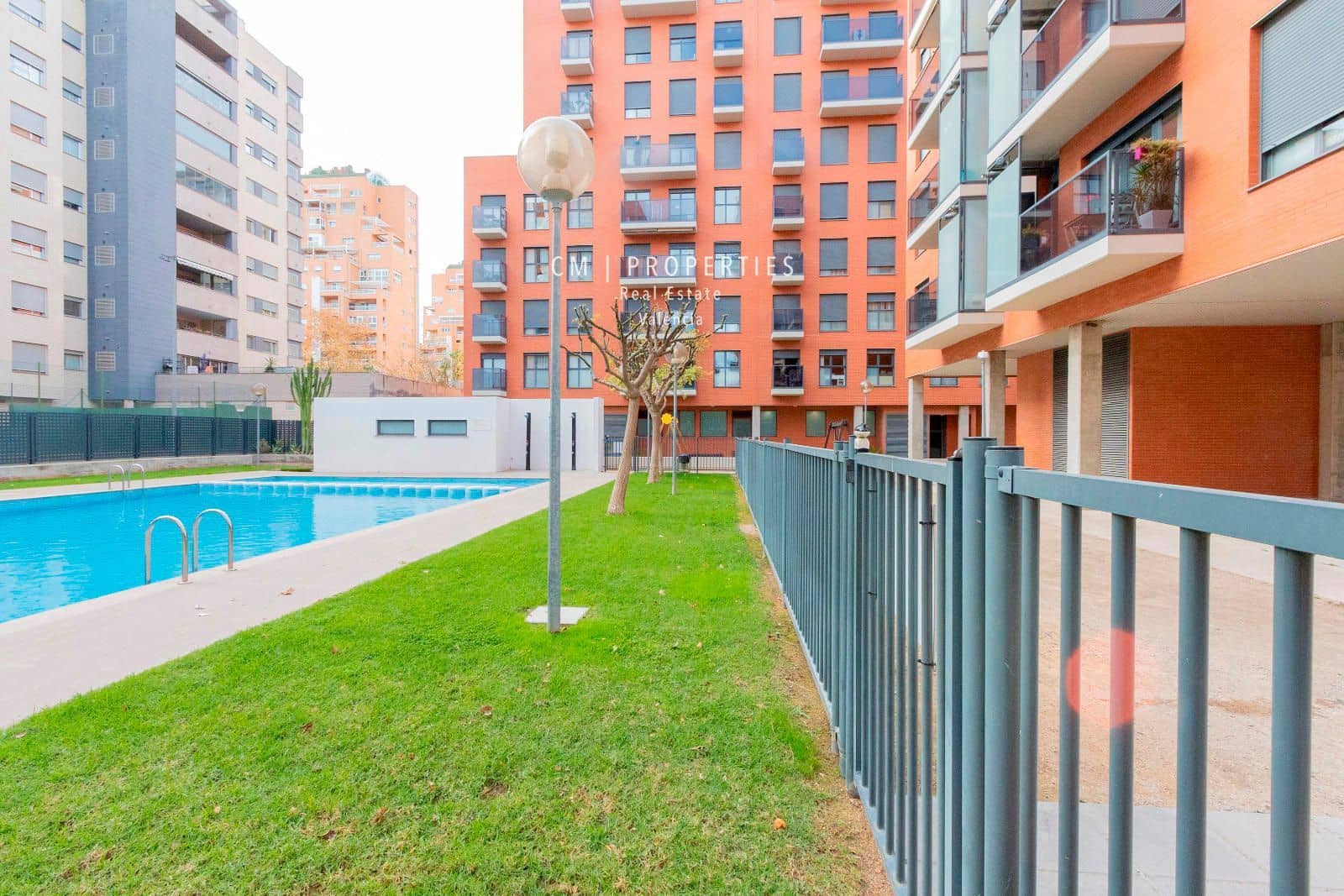1 soverom Leilighet til leie i Valencia by med svømmebasseng garasje - € 1 400 (Ref: 8541539)