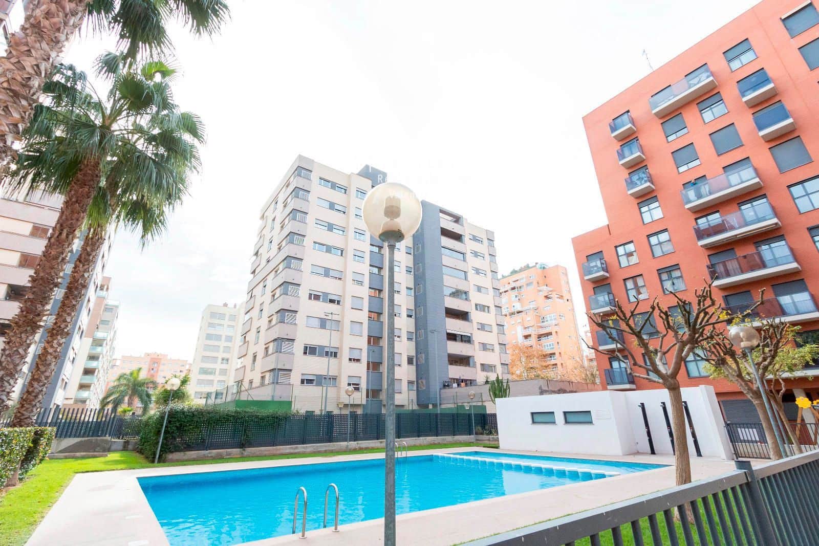 1 soverom Leilighet til leie i Valencia by med svømmebasseng garasje - € 1 400 (Ref: 8541539)