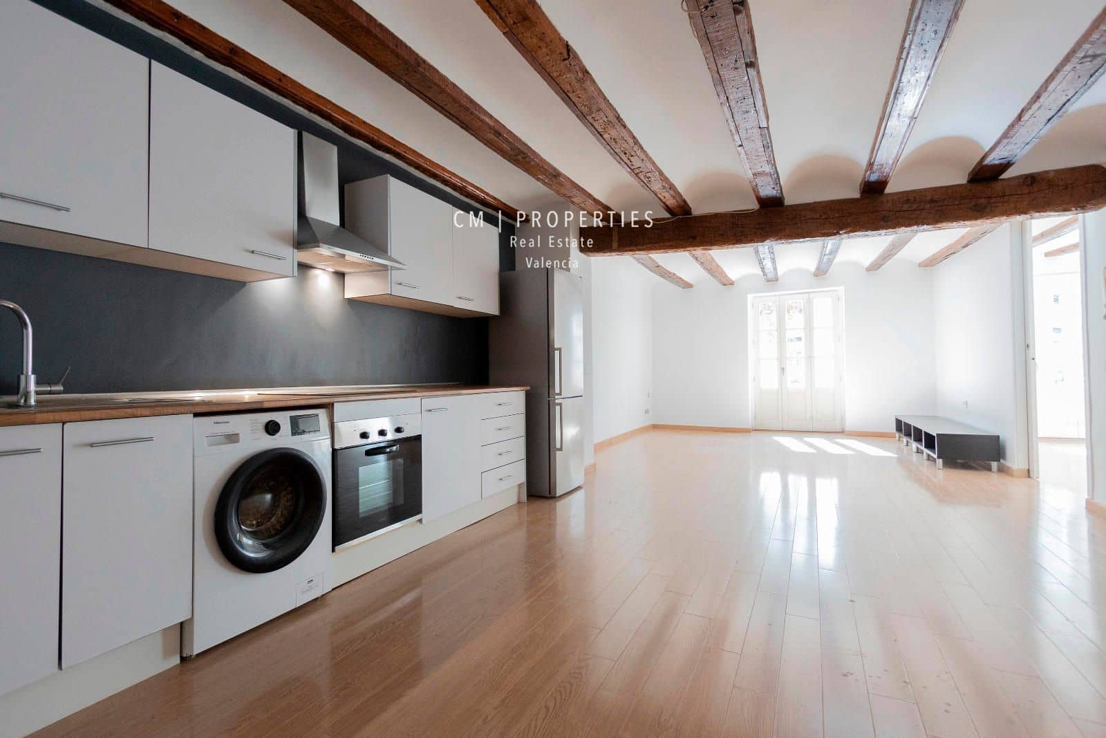 2 soveværelse Lejlighed til leje i Valencia by - € 1.400 (Ref: 8555087)