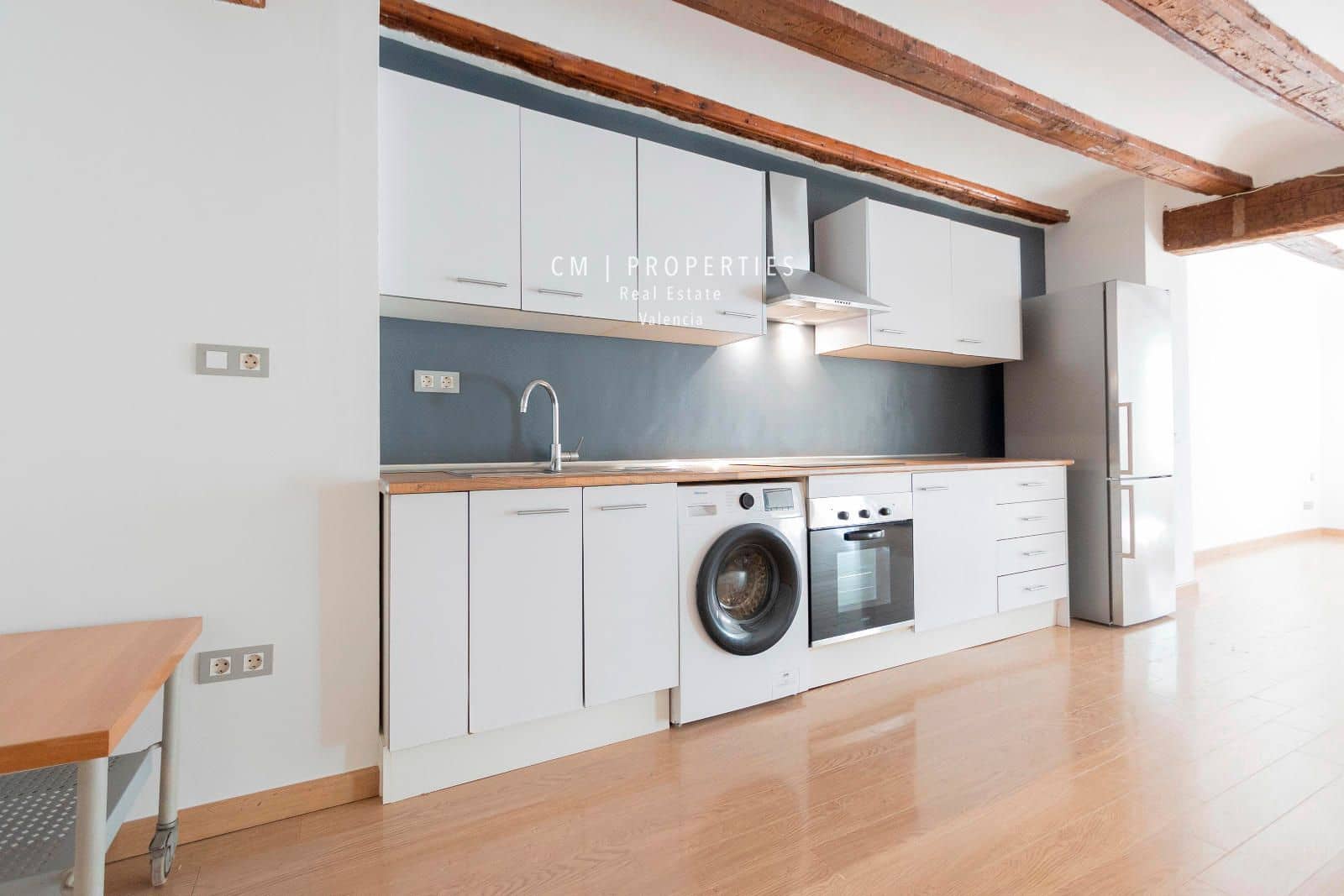 2 soveværelse Lejlighed til leje i Valencia by - € 1.400 (Ref: 8555087)