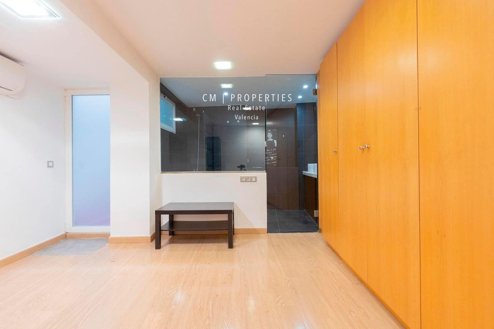 2 soveværelse Lejlighed til leje i Valencia by - € 1.400 (Ref: 8555087)