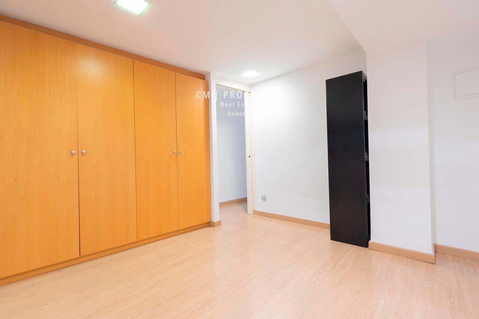 2 soveværelse Lejlighed til leje i Valencia by - € 1.400 (Ref: 8555087)