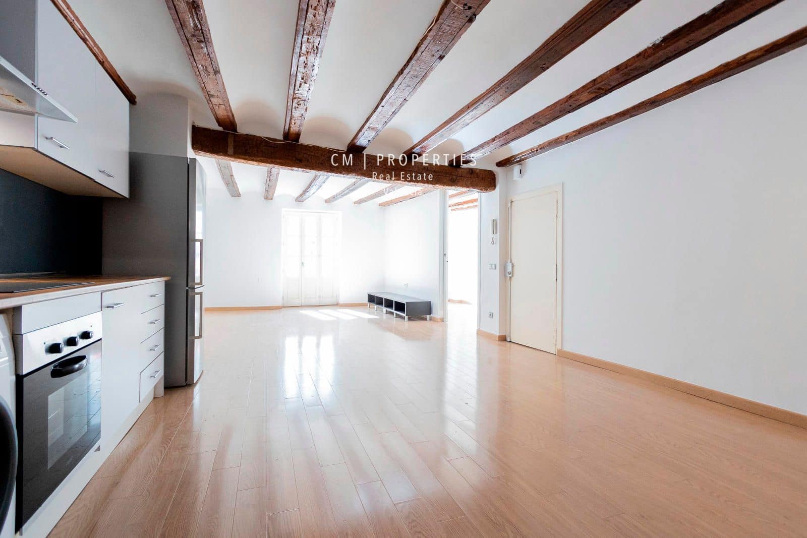 2 soveværelse Lejlighed til leje i Valencia by - € 1.400 (Ref: 8555087)