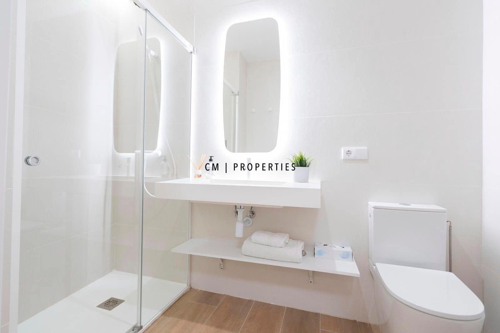 1 soverom Leilighet til leie i Valencia by - € 1 500 (Ref: 8568642)