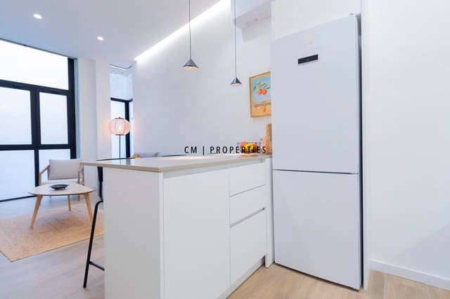 1 soverom Leilighet til leie i Ciutat Vella, Valencia by - € 1 500 (Ref: 8568642)