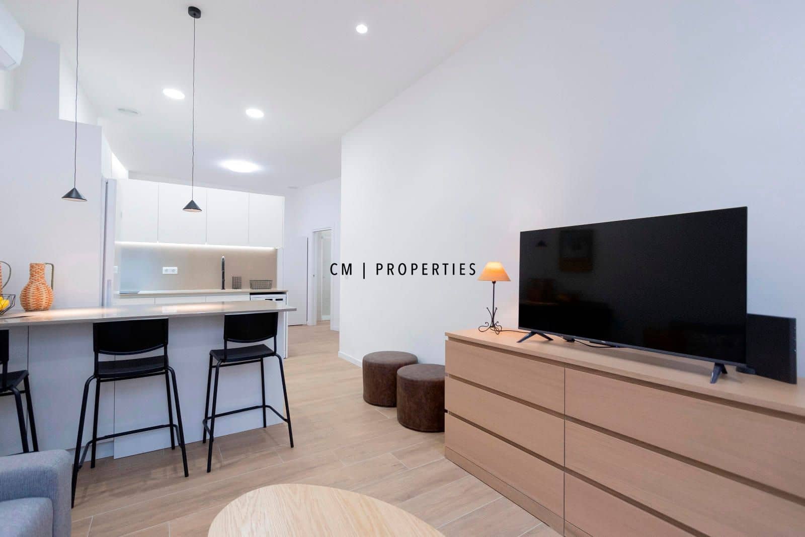 1 soverom Leilighet til leie i Valencia by - € 1 500 (Ref: 8568642)