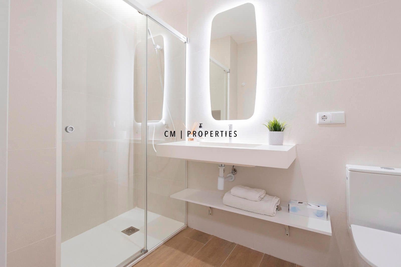 1 soverom Leilighet til leie i Valencia by - € 1 500 (Ref: 8568642)