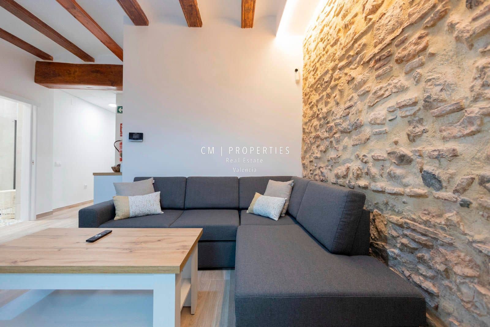 3 bedroom Flat for rent in Valencia city - € 1,500 (Ref: 8578552)