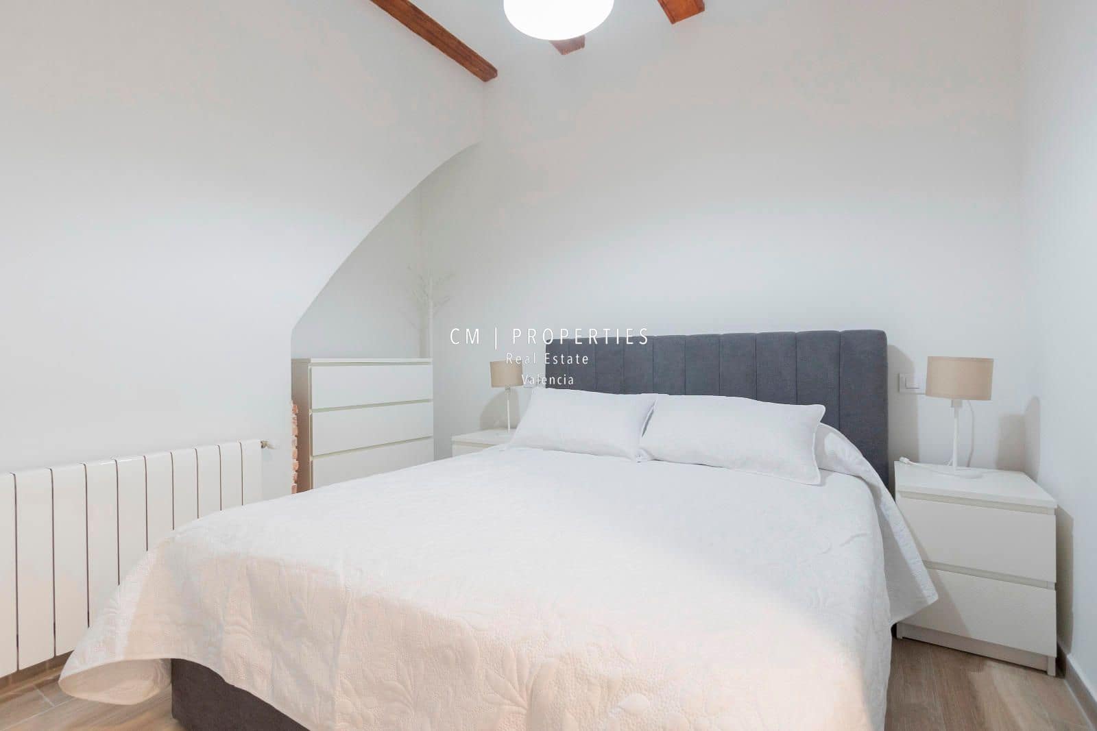 3 bedroom Flat for rent in Valencia city - € 1,500 (Ref: 8578552)