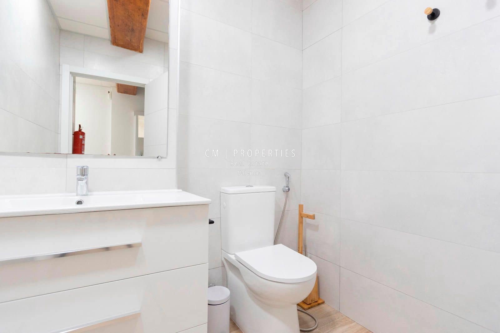 3 bedroom Flat for rent in Valencia city - € 1,500 (Ref: 8578552)