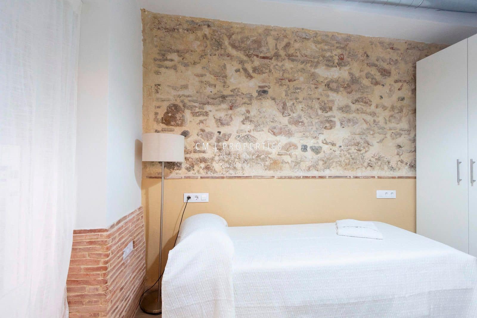 3 bedroom Flat for rent in Valencia city - € 1,500 (Ref: 8578552)