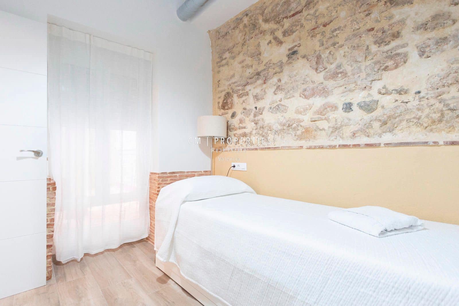 3 bedroom Flat for rent in Valencia city - € 1,500 (Ref: 8578552)