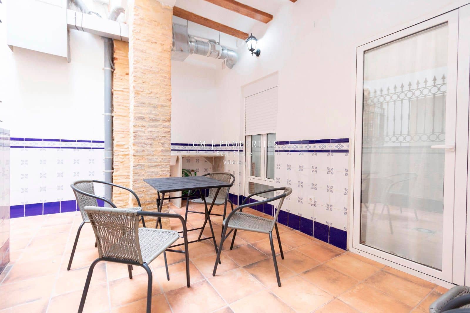 3 bedroom Flat for rent in Valencia city - € 1,500 (Ref: 8578552)