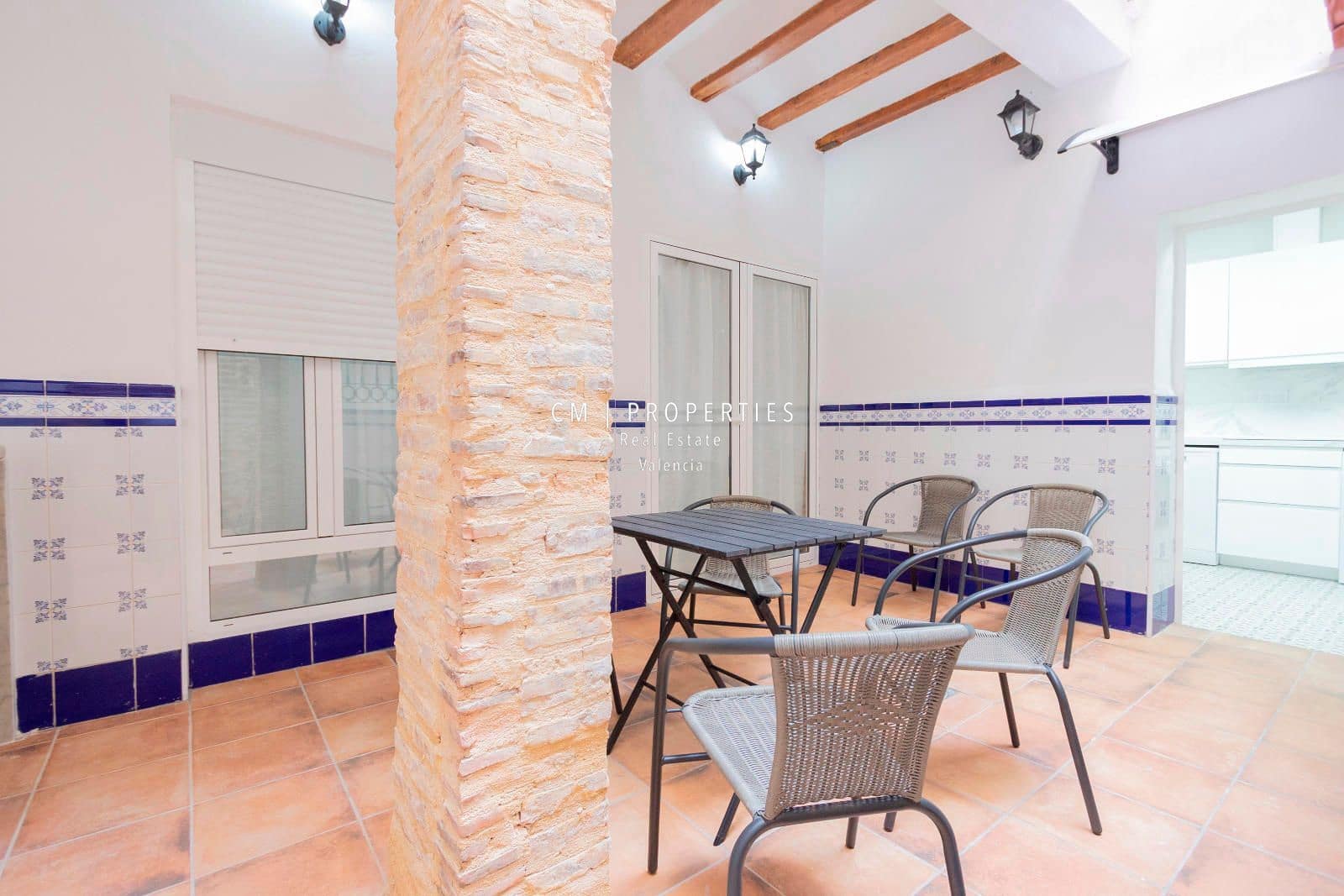 3 bedroom Flat for rent in Valencia city - € 1,500 (Ref: 8578552)