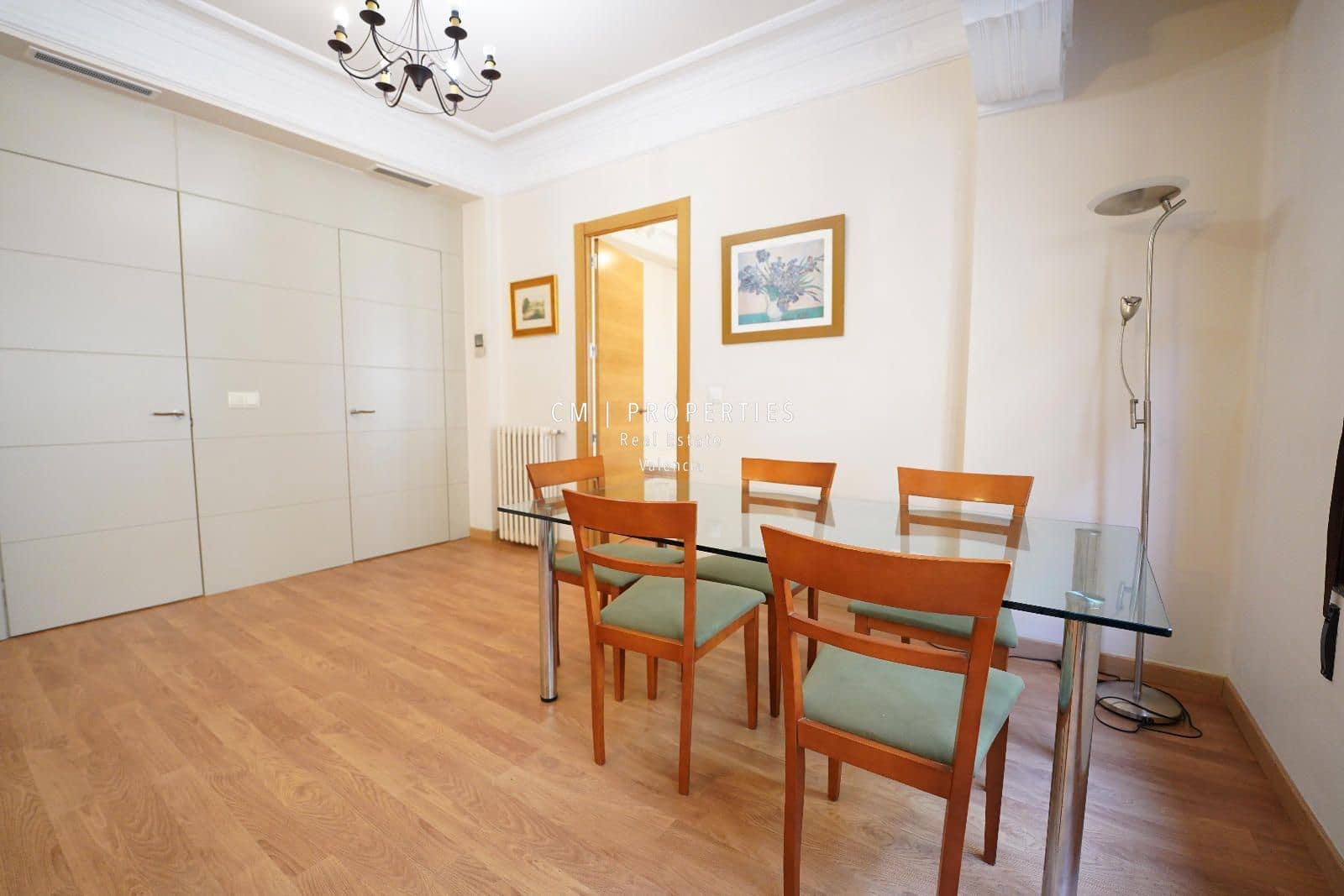 2 quarto Apartamento para arrendar em Valencia cidade - 2 000 € (Ref: 8579102)