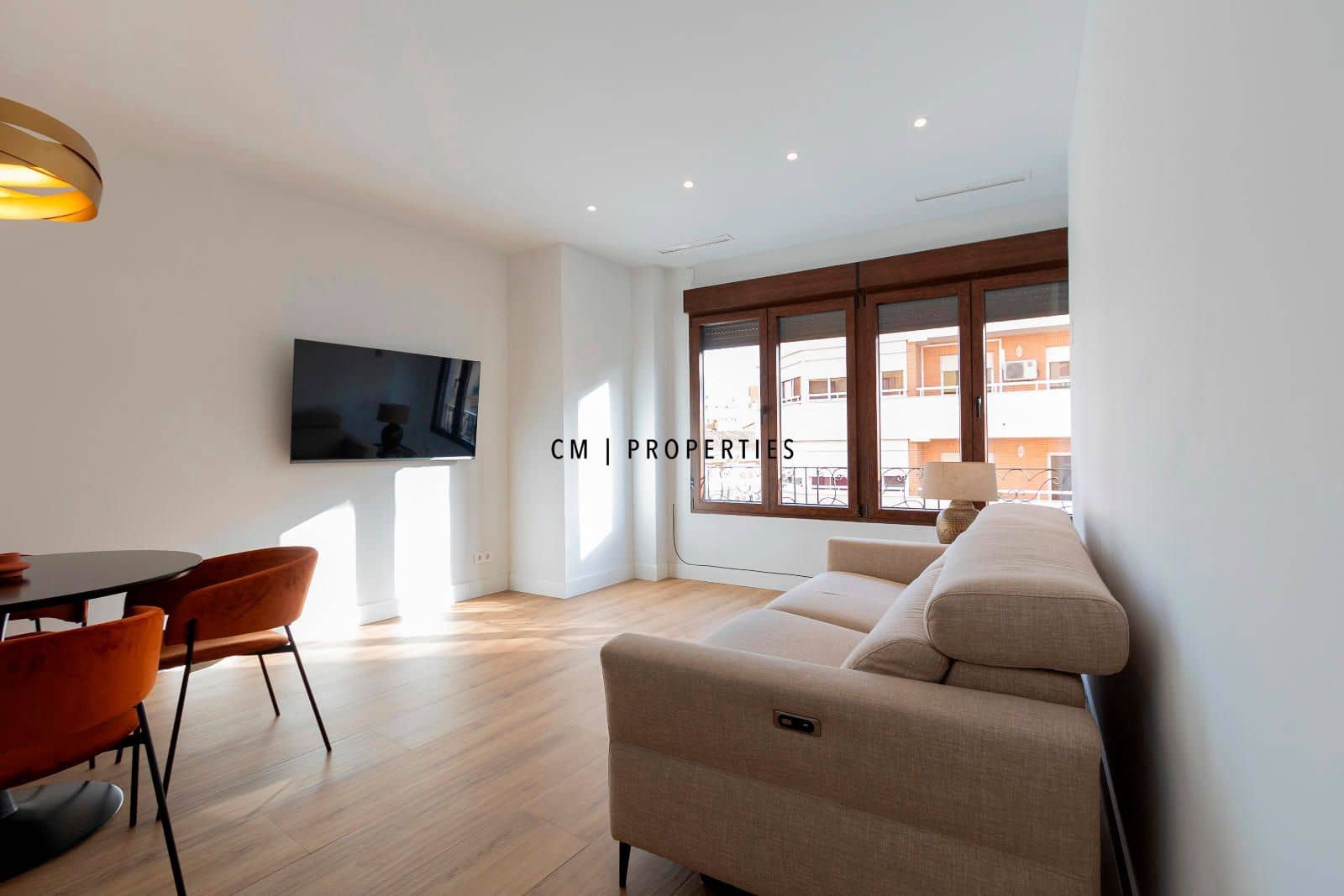 2 soveværelse Lejlighed til leje i Valencia by - € 1.850 (Ref: 8595726)