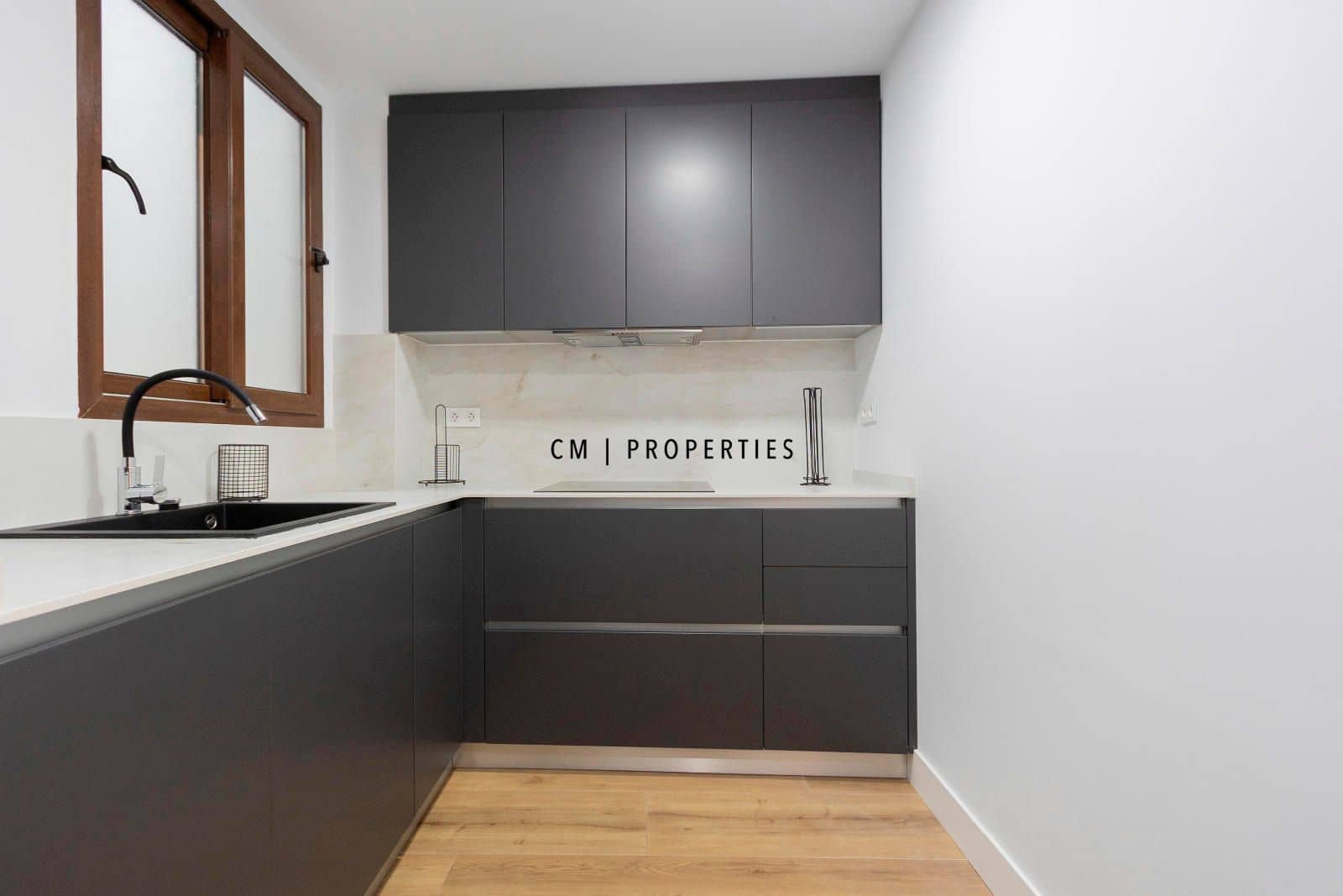 2 soveværelse Lejlighed til leje i Valencia by - € 1.850 (Ref: 8595726)