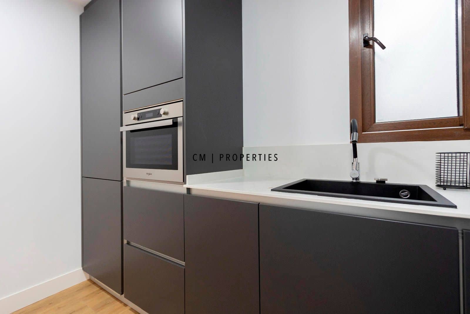 2 soveværelse Lejlighed til leje i Valencia by - € 1.850 (Ref: 8595726)