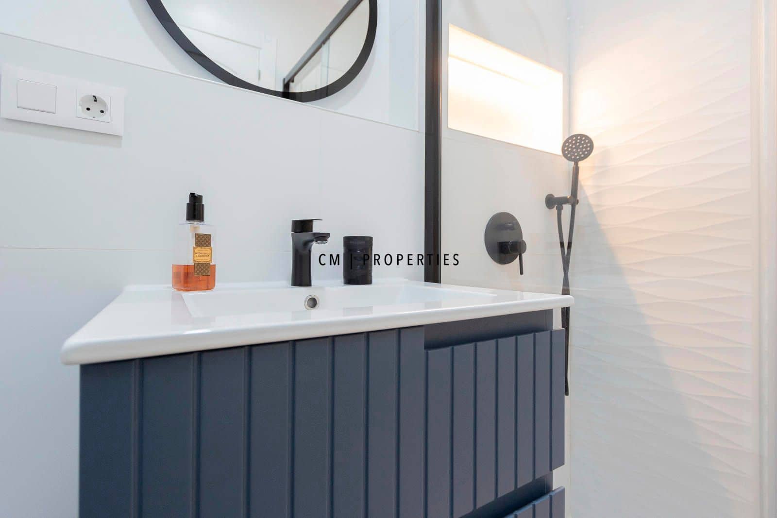 2 soveværelse Lejlighed til leje i Valencia by - € 1.850 (Ref: 8595726)