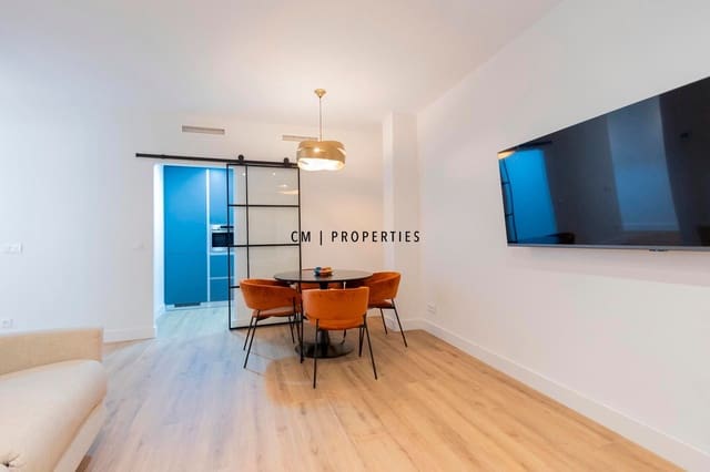 2 soveværelse Lejlighed til leje i Extramurs, Valencia by - € 1.850 (Ref: 8595726)