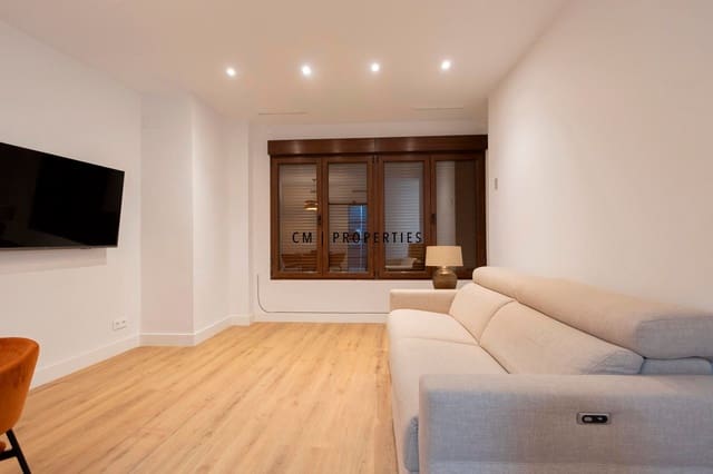 2 soveværelse Lejlighed til leje i Extramurs, Valencia by - € 1.850 (Ref: 8595726)