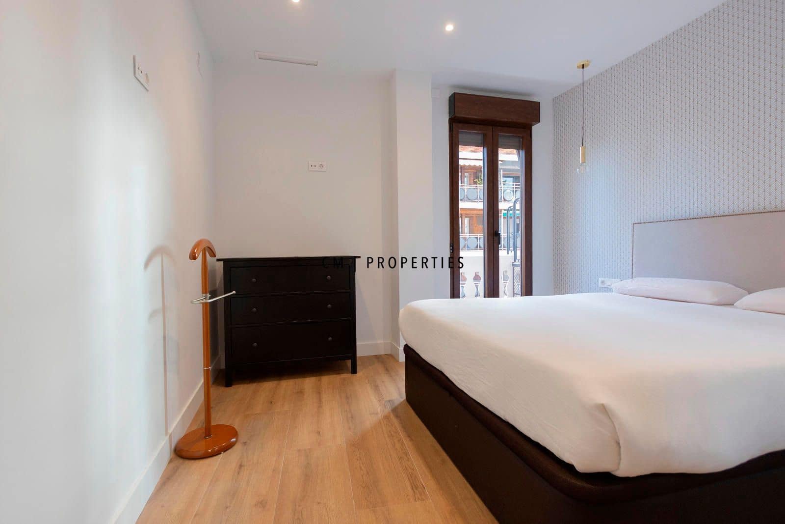 2 soveværelse Lejlighed til leje i Valencia by - € 1.850 (Ref: 8595726)