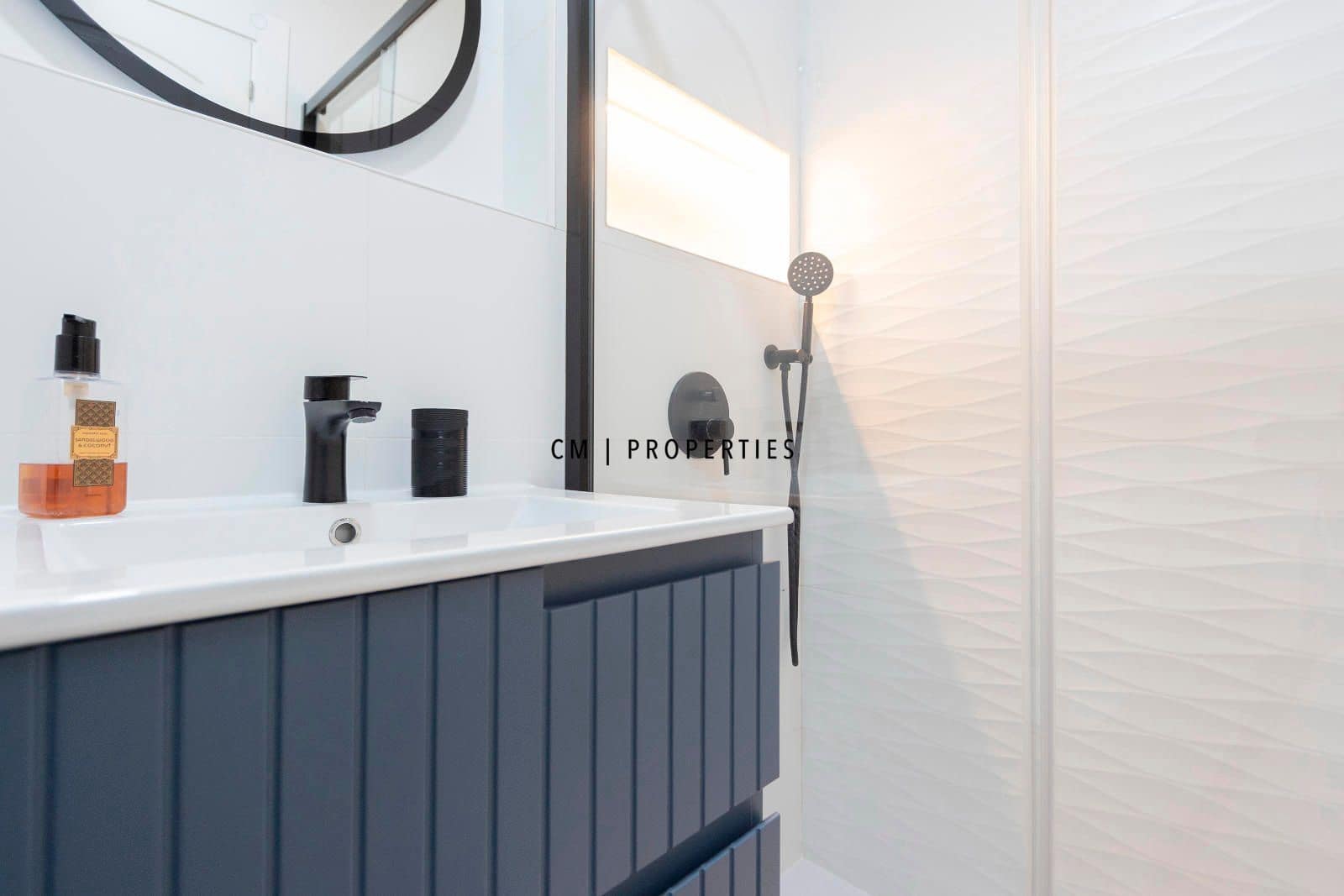 2 soveværelse Lejlighed til leje i Valencia by - € 1.850 (Ref: 8595726)