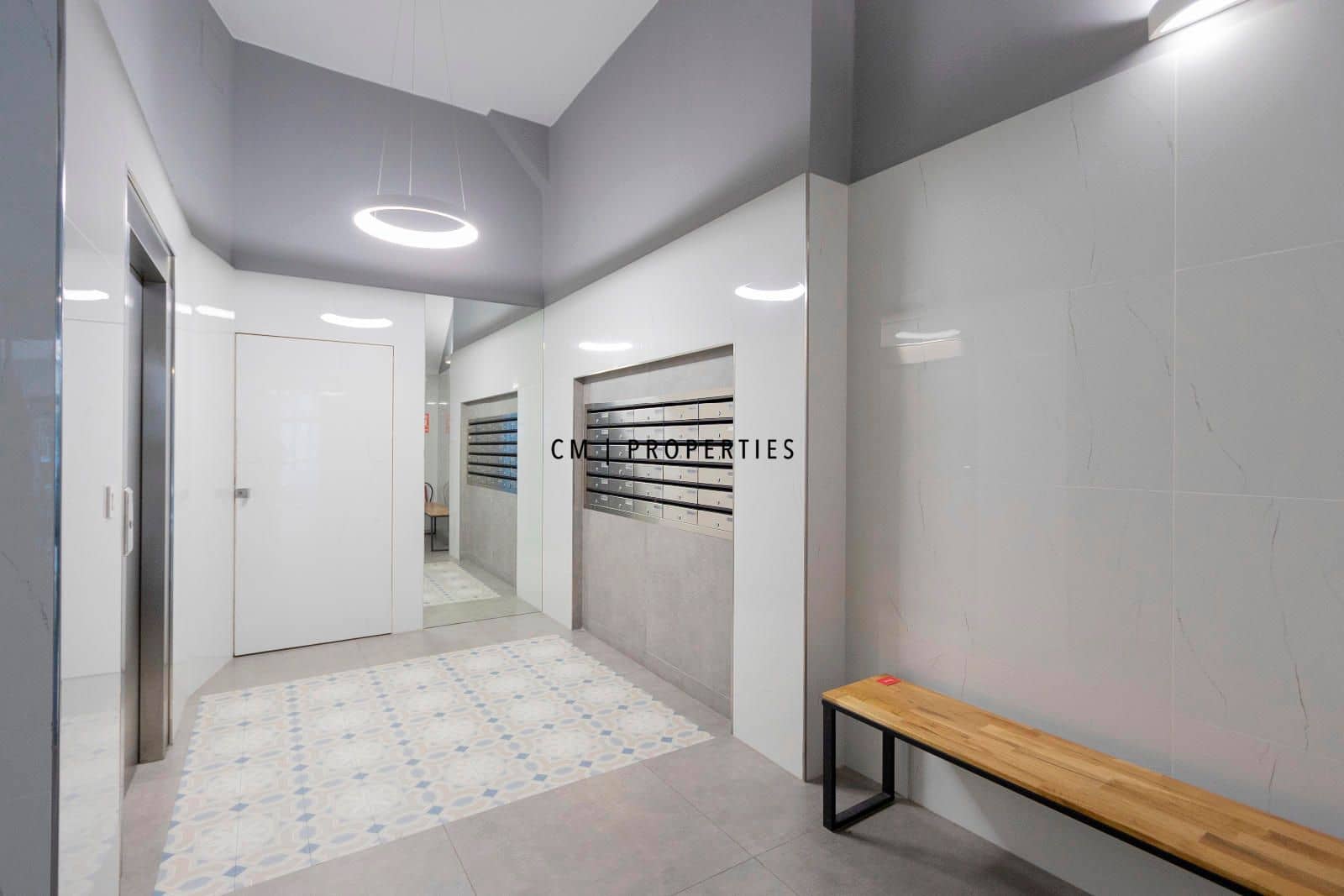 2 soveværelse Lejlighed til leje i Valencia by - € 1.850 (Ref: 8595726)