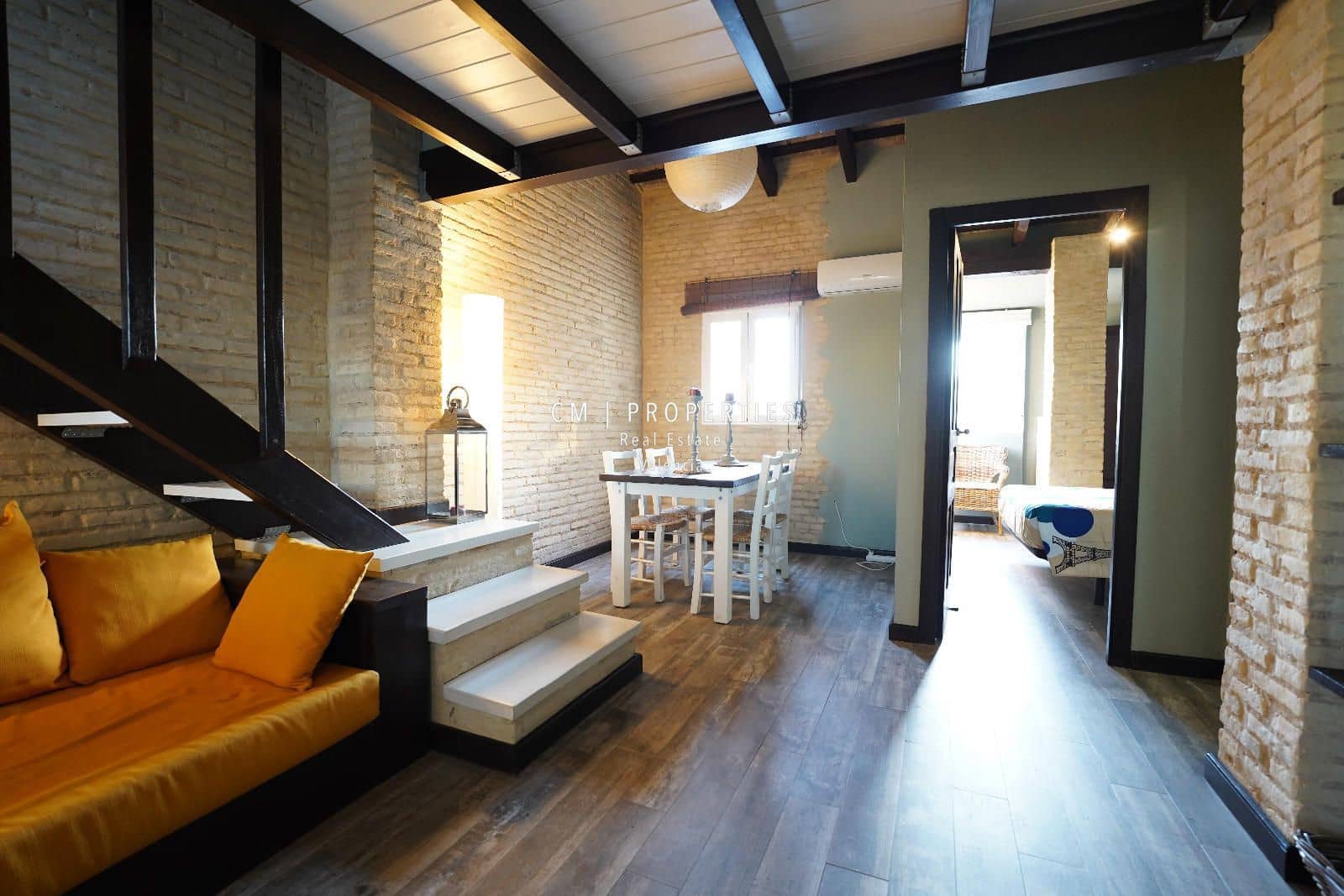 2 makuuhuone Kattohuoneisto vuokrattavana paikassa Valencia kaupunki - 1 750 € (Ref: 8617695)