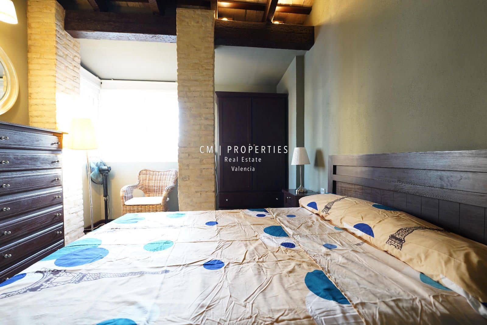 2 makuuhuone Kattohuoneisto vuokrattavana paikassa Valencia kaupunki - 1 750 € (Ref: 8617695)