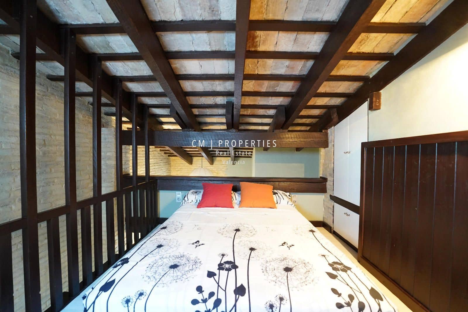 2 makuuhuone Kattohuoneisto vuokrattavana paikassa Valencia kaupunki - 1 750 € (Ref: 8617695)