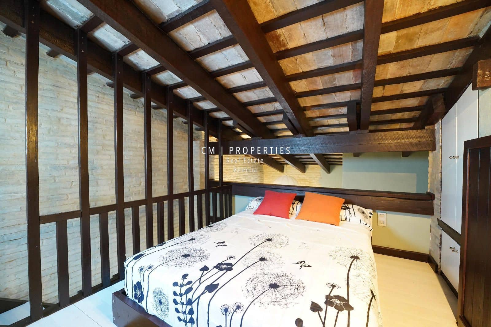 2 makuuhuone Kattohuoneisto vuokrattavana paikassa Valencia kaupunki - 1 750 € (Ref: 8617695)