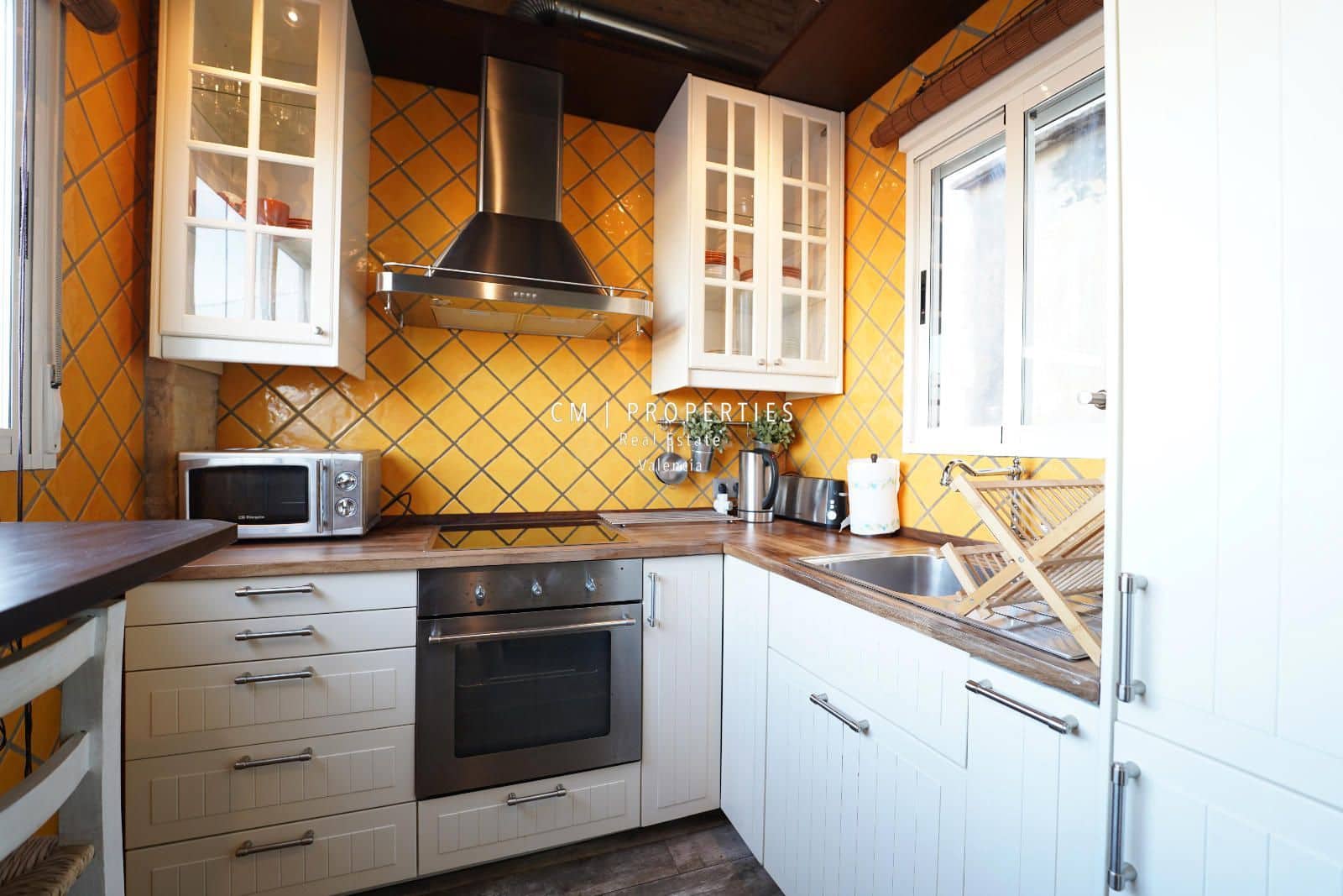 2 makuuhuone Kattohuoneisto vuokrattavana paikassa Valencia kaupunki - 1 750 € (Ref: 8617695)