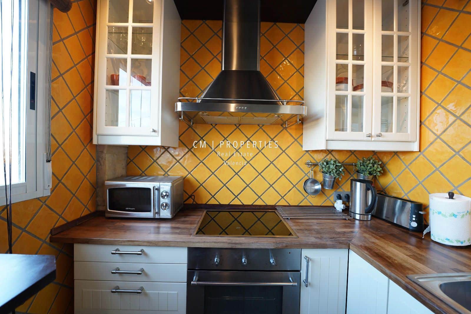 2 makuuhuone Kattohuoneisto vuokrattavana paikassa Valencia kaupunki - 1 750 € (Ref: 8617695)