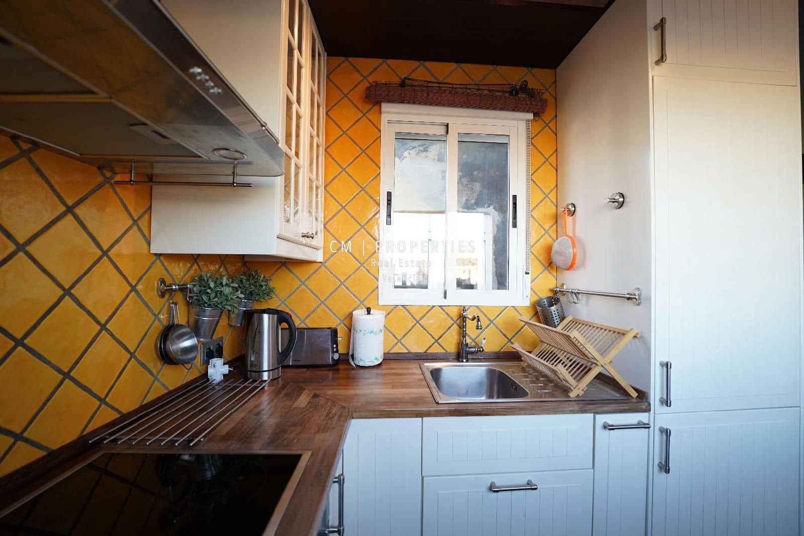 2 makuuhuone Kattohuoneisto vuokrattavana paikassa Valencia kaupunki - 1 750 € (Ref: 8617695)